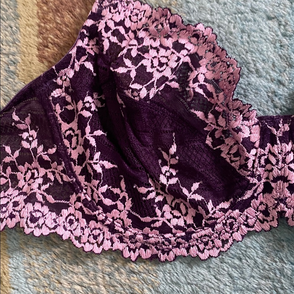 Wacoal Lace Underwire Bra - Deep Purple and Soft Pink - Picture 3 of 3